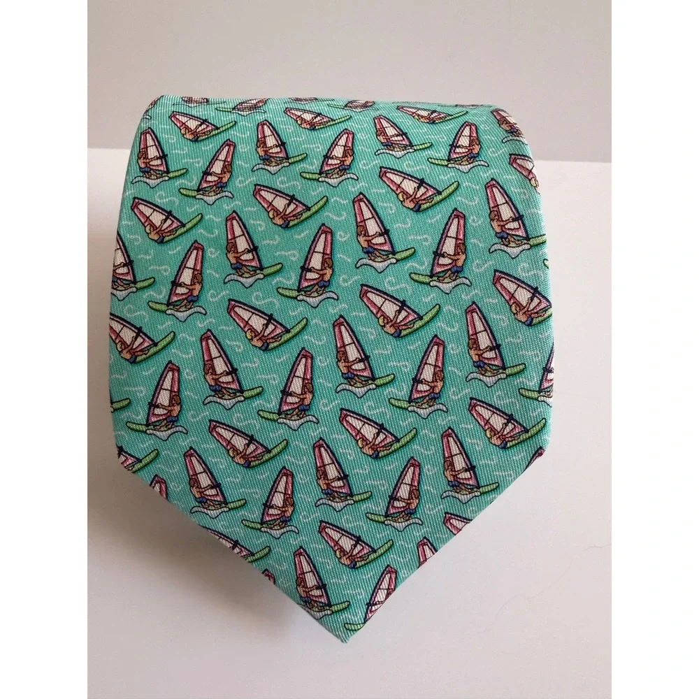 Vineyard Vines Mens Silk Tie Windsurfing‎ Nautical Print Martha's Vineyard 60'
